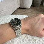 Stylish classic wristwatch for men